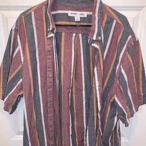 Men old navy shirt sleeve button up